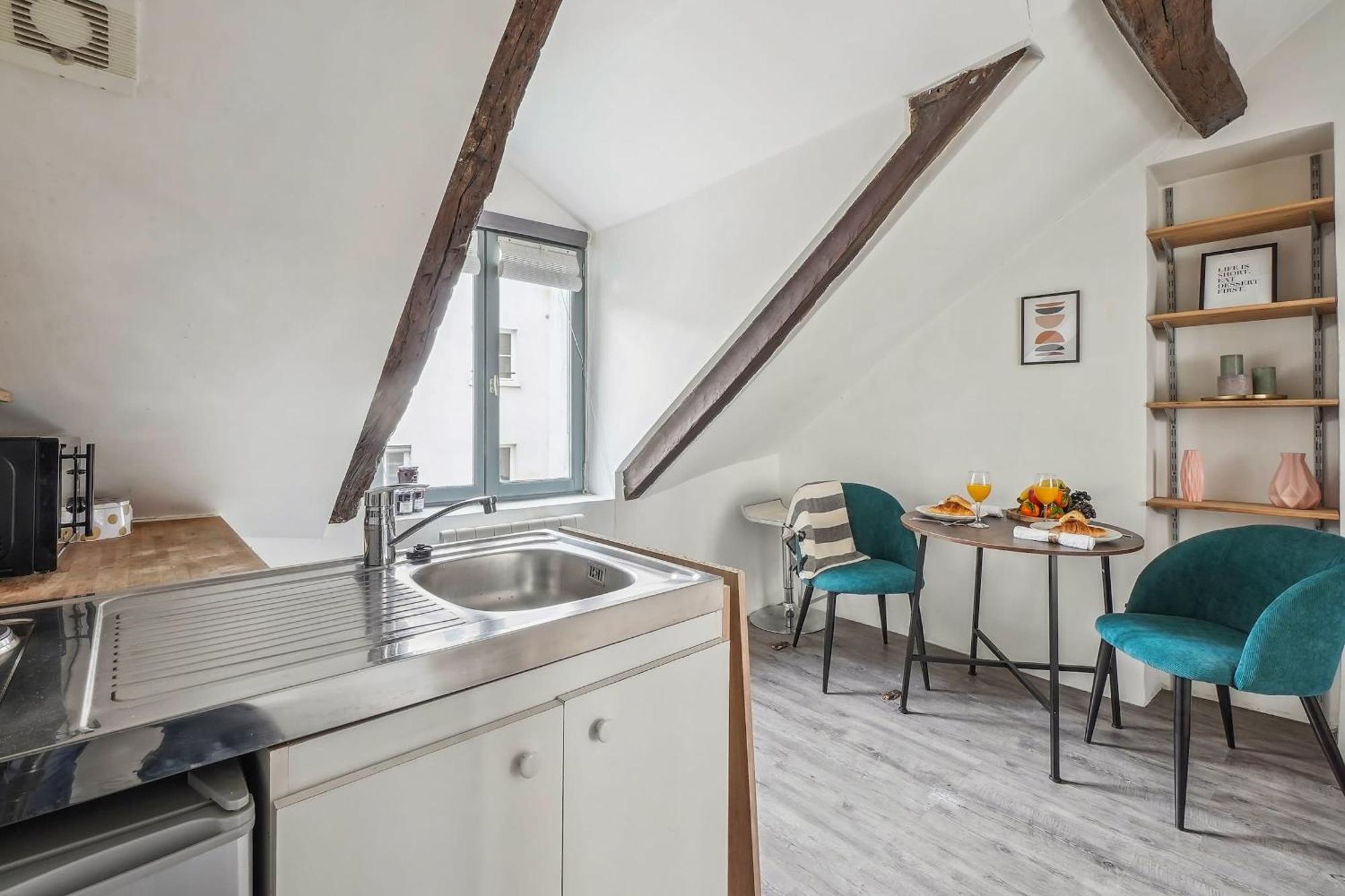 Place Des Vosges & Le Marais - Cityapartmentstay Paris Exterior photo