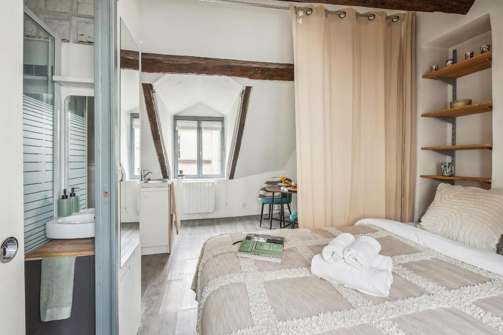 Place Des Vosges & Le Marais - Cityapartmentstay Paris Exterior photo